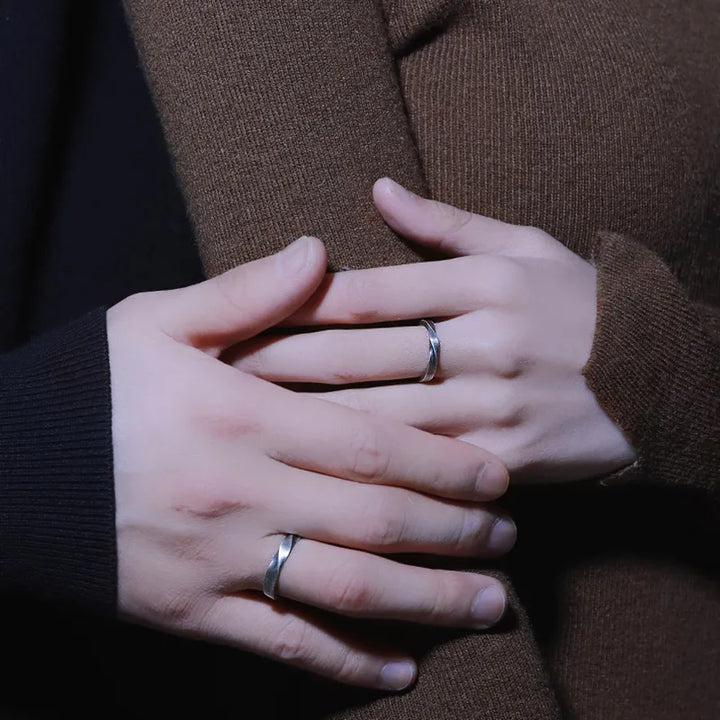 ULIKING JEWELRY RINGS 925 Sterling Silver Möbius Strip Couple Ring 06