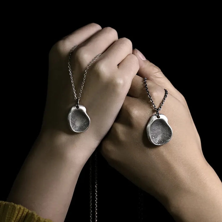  ULIKING JEWELRY PENDANTS 999 Fine Silver Custom Fingerprint Couple Pendant 02