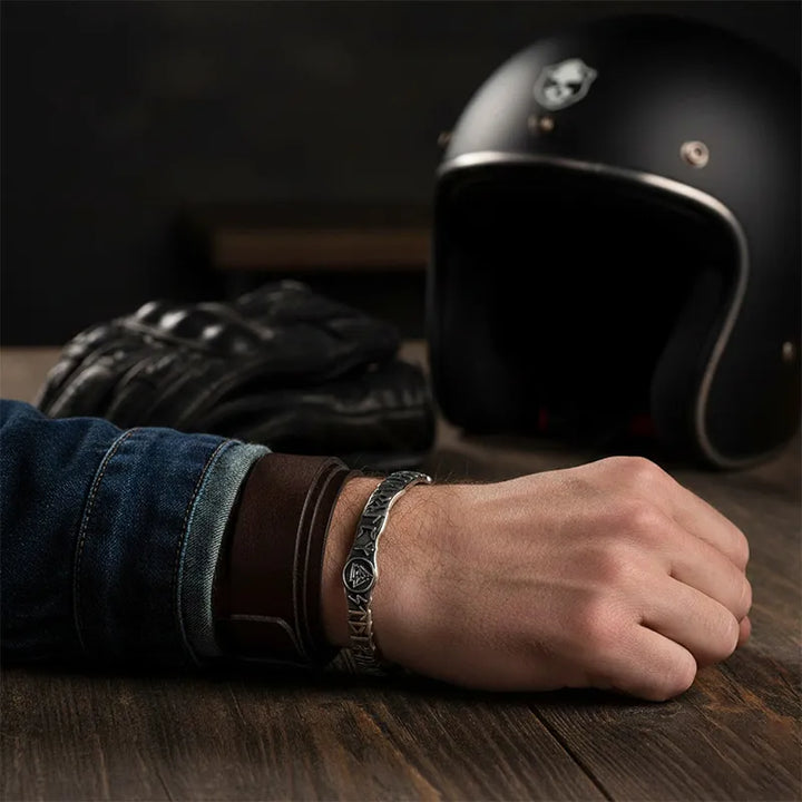  ULIKING JEWELRY BRACELETS  VIntage Viking Rune C-shaped Bracelet 09