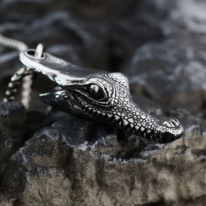  ULIKING JEWELRY PENDANTS  Vintage Alligator Head Stainless Steel Pendant 01 