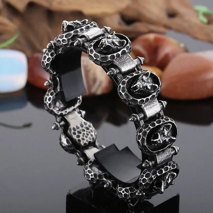  ULIKING JEWELRY BRACELETS Vintage Hammered Wolf Head Stainless Steel Bracelet 01