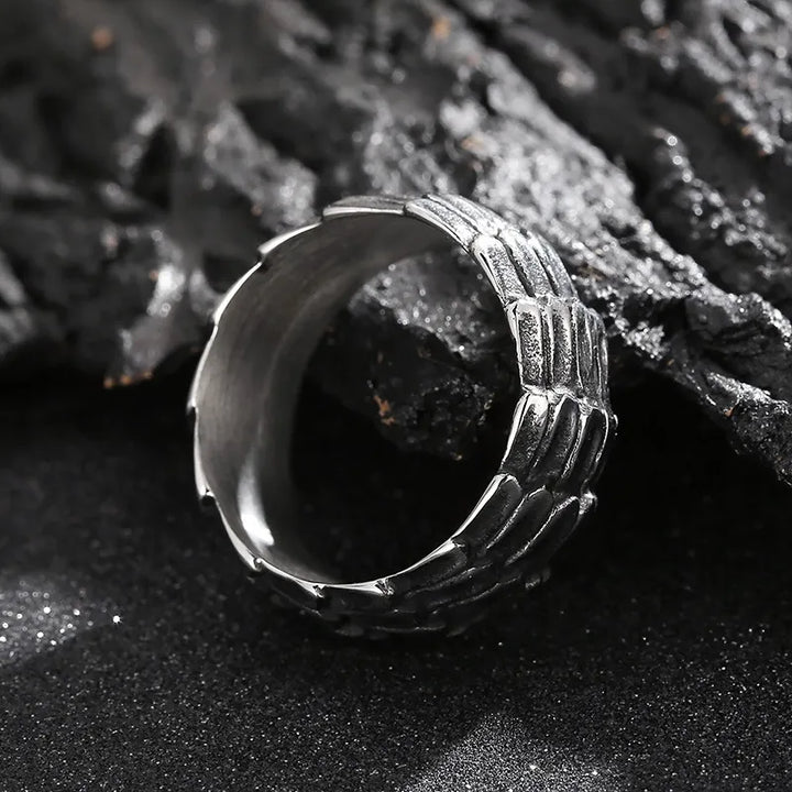 ULIKING JEWELRY RINGS Vintage Snake Scale Stainless Steel Ring 03